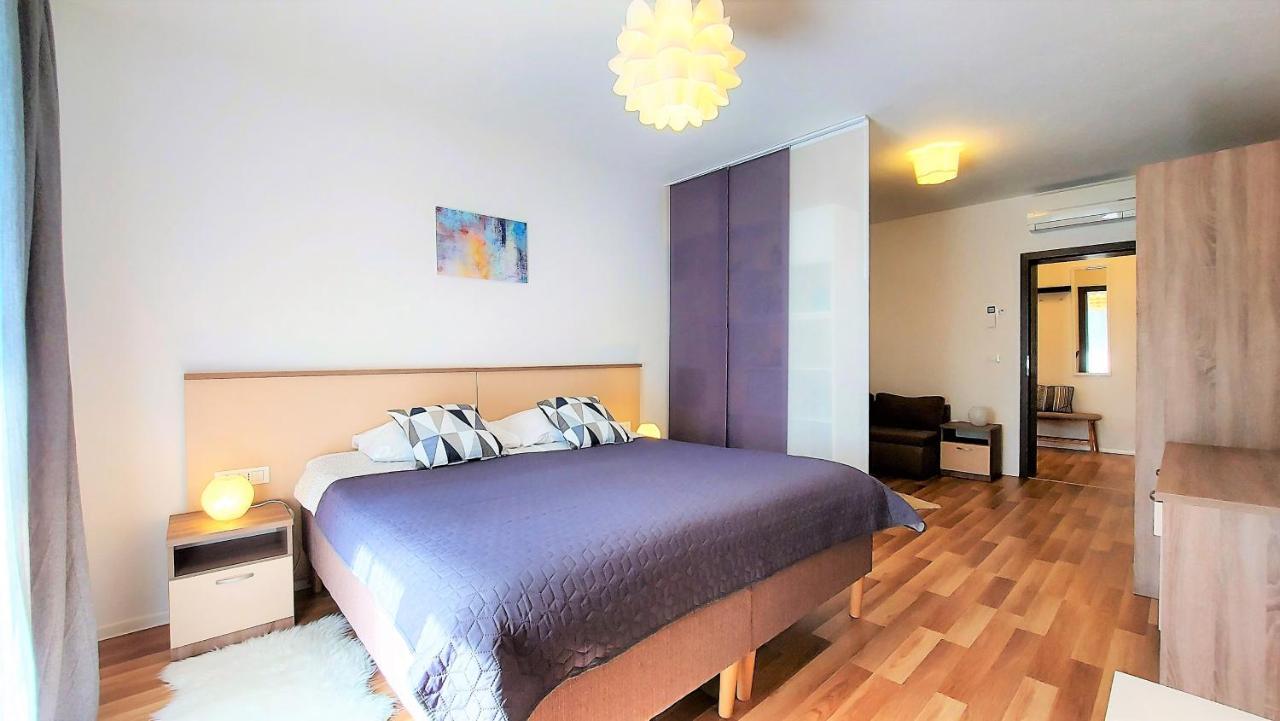 Rooms And Apartments Istrasoley Bale Zewnętrze zdjęcie