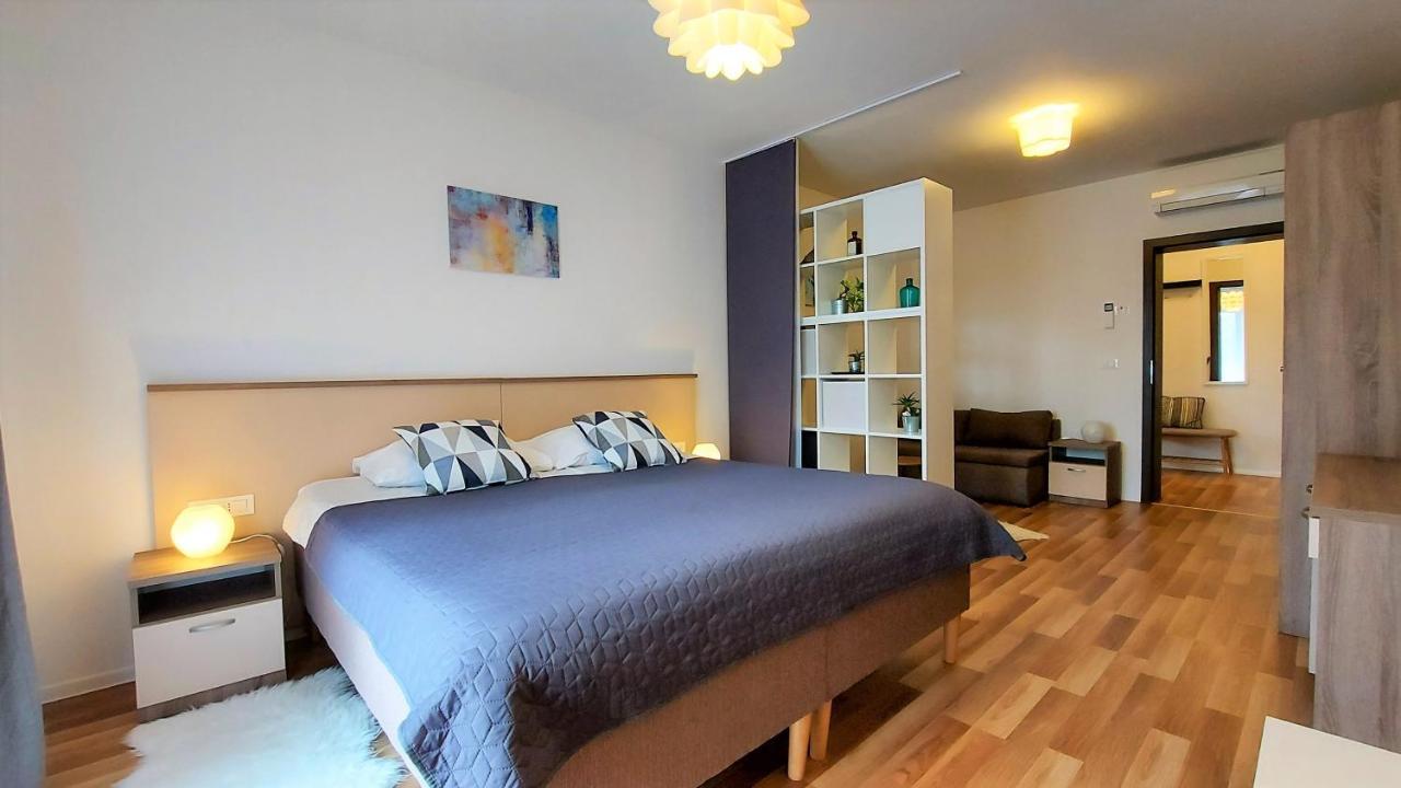 Rooms And Apartments Istrasoley Bale Zewnętrze zdjęcie