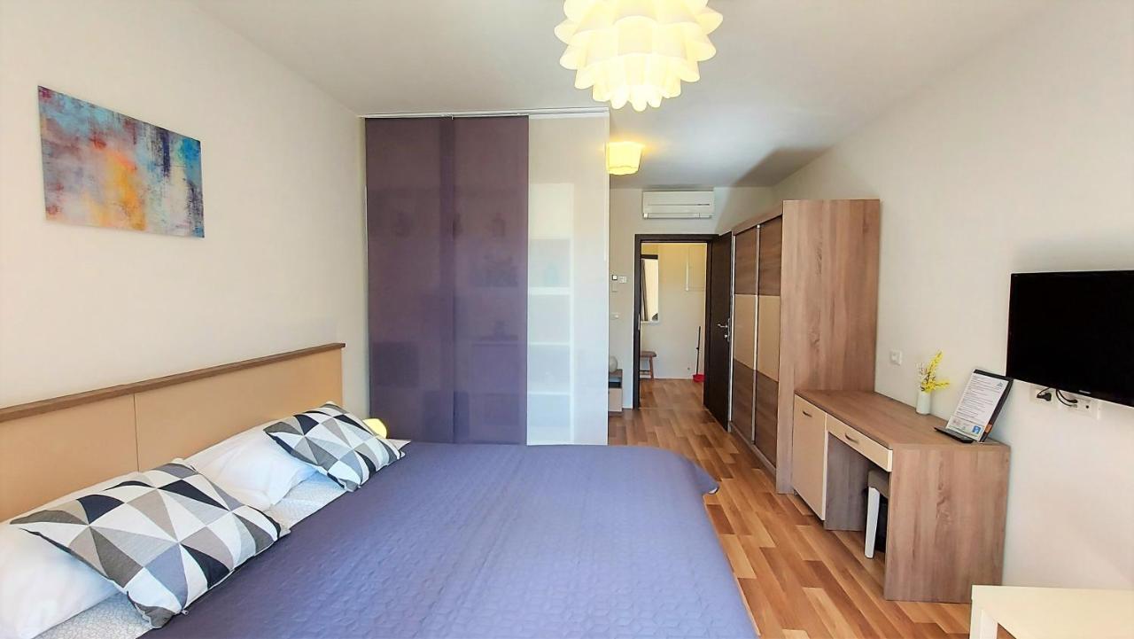 Rooms And Apartments Istrasoley Bale Zewnętrze zdjęcie