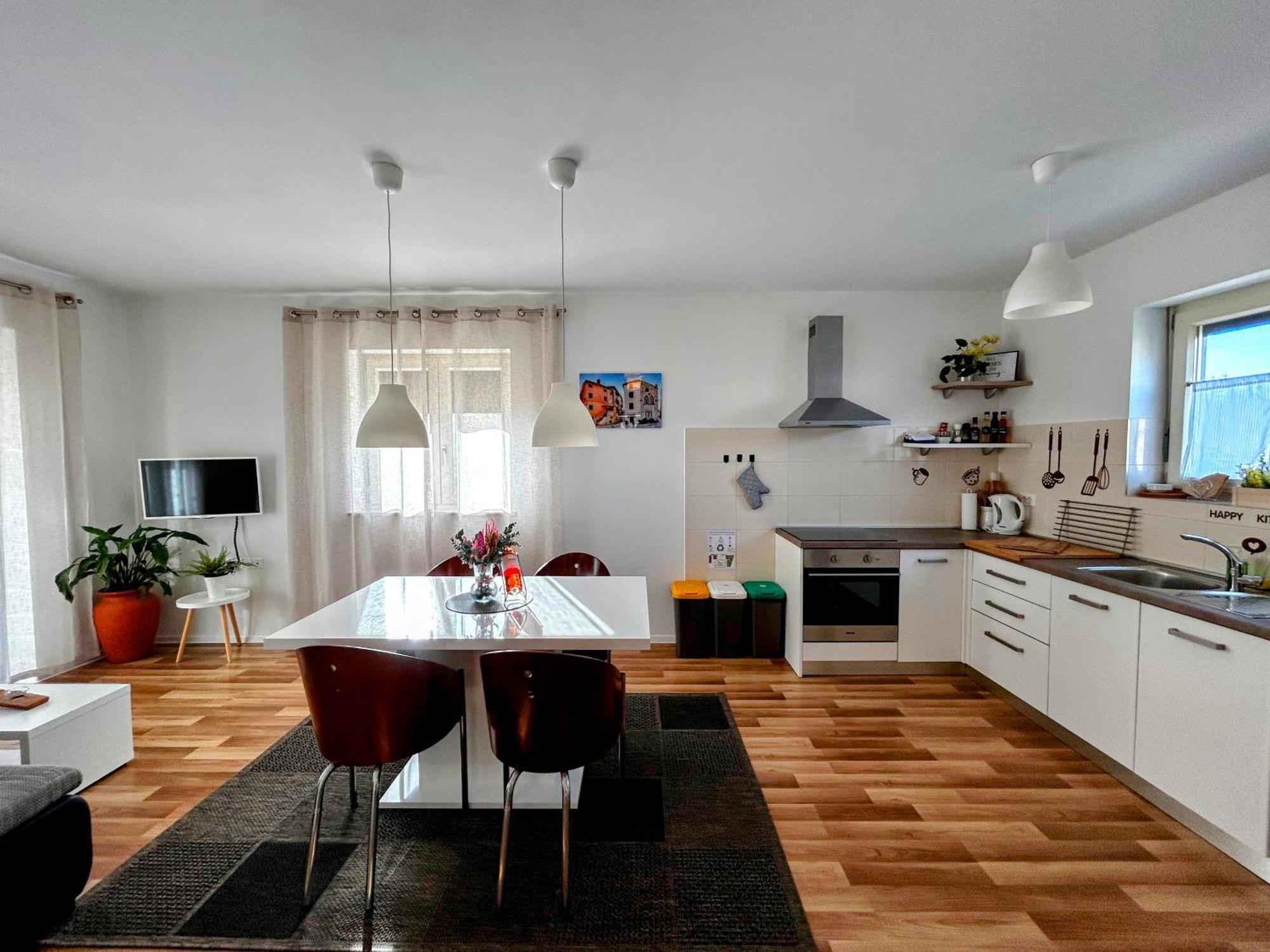 Rooms And Apartments Istrasoley Bale Zewnętrze zdjęcie